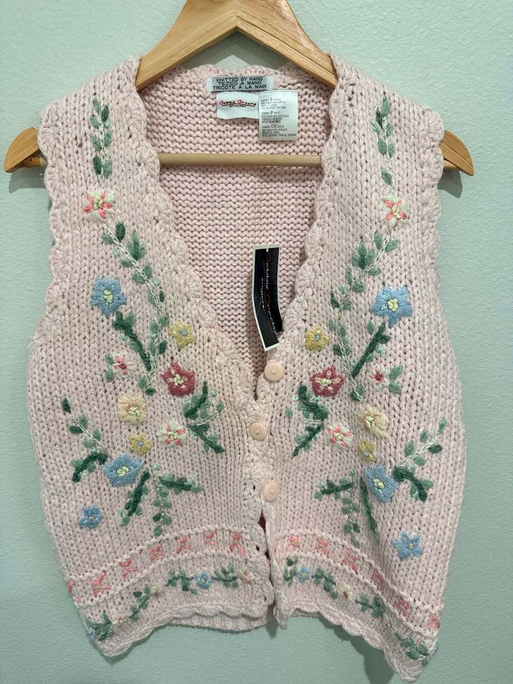 Bobbie Brooks Light Pink Floral Embroidered Knit Sweater Vest